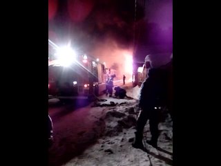❗️Опять горим. Что-то загорелось в районе гаражей на Заводской..