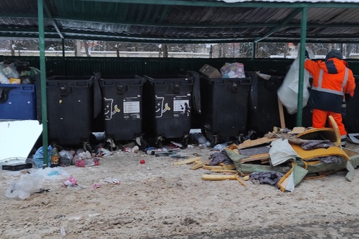 Благоустройство Подольска подъехали к площадке по сбору мусора..
