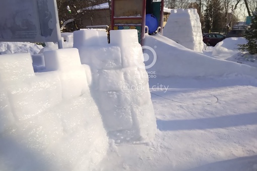 Жители поселка БЗРИ в Одинцово решили проблему уборки снега в..