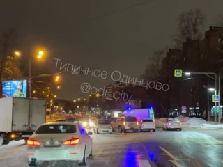 Ночью произошло массовое ДТП на перекрестке Можайского и..