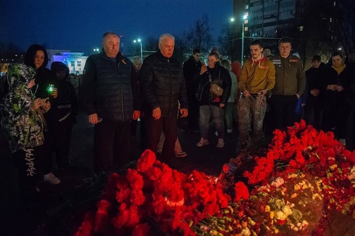 Подольск со всей страной почтил память погибших в теракте 22..