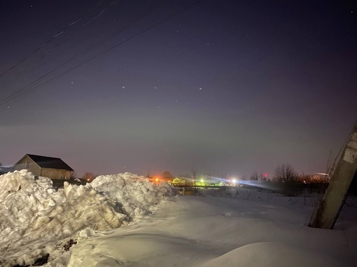 Вчера вечером над Москвой и Подмосковьем можно было наблюдать..