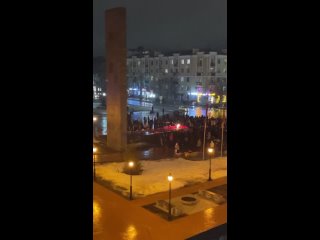 СВЕЧА ПАМЯТИ В БАЛАШИХЕ
Жители Балашихи собрались на площади..