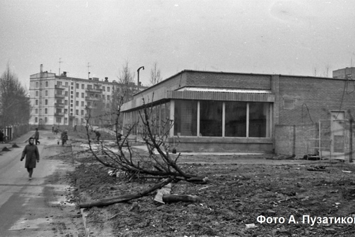 Весна в Одинцово. 1975 год.

📷 - Александр Андреевич..