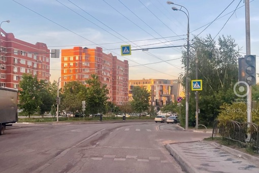 Есть новый светофор: на этот раз на улице Говорова, в районе..