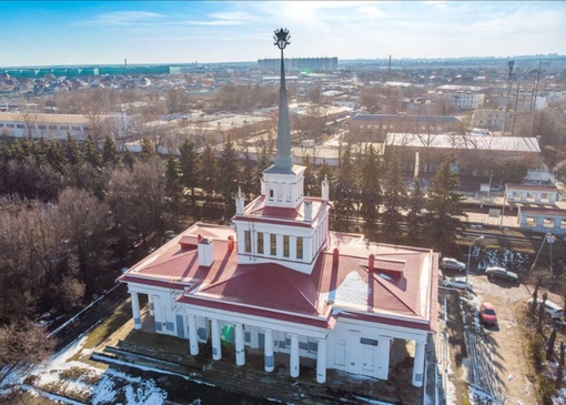 🫣На продажу выставлено здание железнодорожного вокзала на..