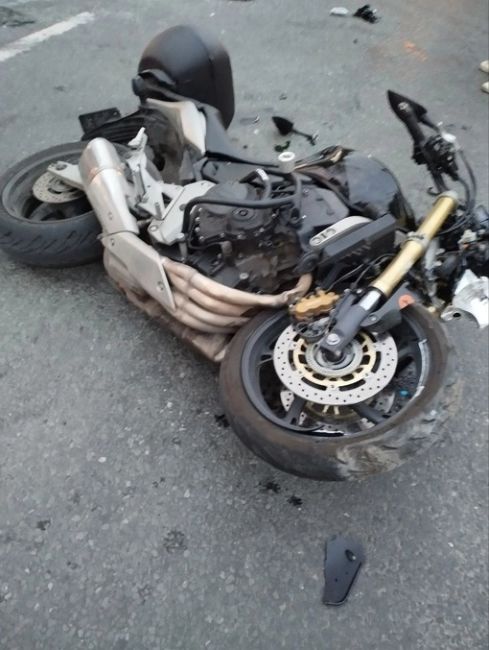 Мотоциклист скончался от полученных травм https://vk.com/wall-158584106_696267..