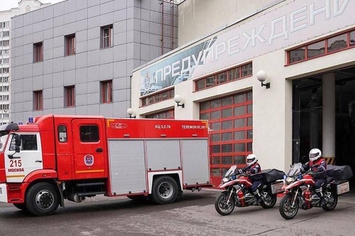 Спасатели на мотоциклах приступили к патрулированию столичных улиц 

Мотогруппы..