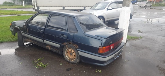 🚗 Еще один брошенный автомобиль выявили в Коломне

На..