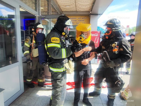 🚒🚒🚒 Тренировочные пожарно-тактические учения провели в одном..