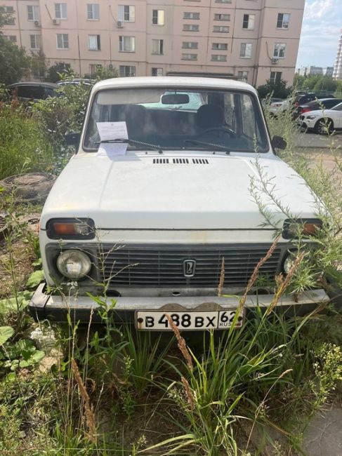 🚗 Еще три брошенных автомобиля выявлены в Коломне

На..