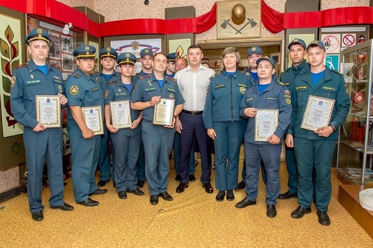 Глава Подольска наградил огнеборцев, которые ликвидировали..