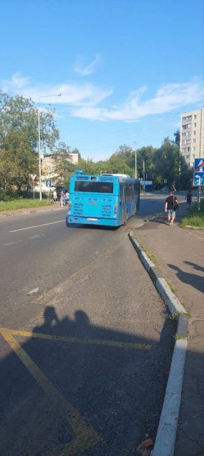 Другой автобус… 
 
Маршрут автобуса 472 (метро Сходненская - МЦД..