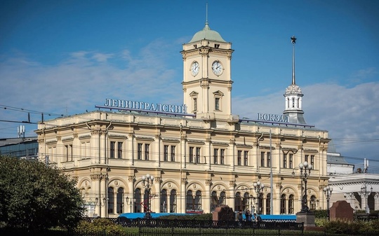 С 11 августа здание Ленинградского вокзала будет закрыто на реконструкцию 

Все..