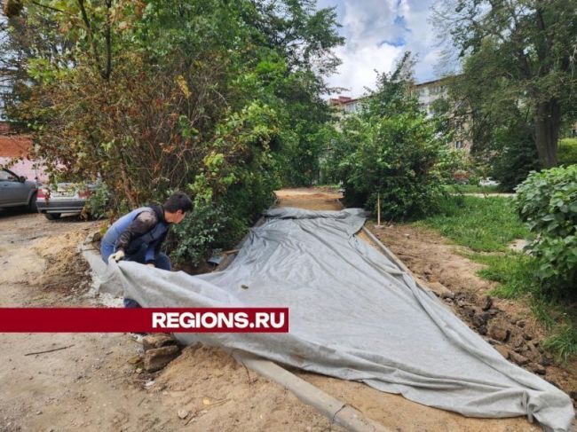 Новые тротуары и парковки на проспекте Испытателей в..