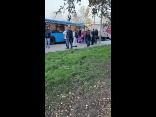 Подростки напали на пассажира автобуса, а когда водитель остановил автобус и..