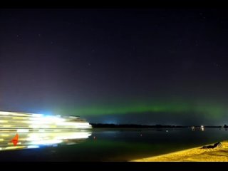 Вот как выглядит полярное сияние в Подмосковье во время..