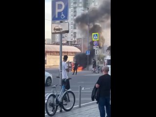 На улице Перерва скутер загорелся прямо на ходу

Водитель смог спрыгнуть, он не..