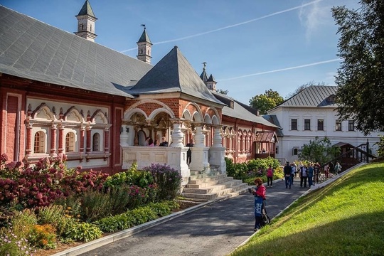 В Саввино-Сторожевском монастыре открылась новая выставка –..