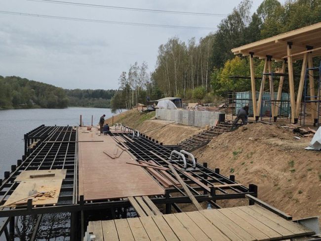 ⚡️На берегу Синички обустроят плавучий понтон и удобный пляж.

В..