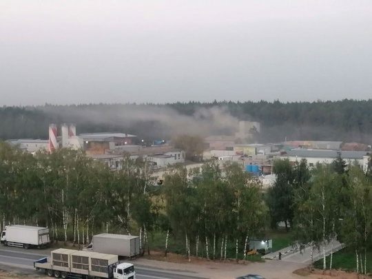 🏭 В Пирогово жители жалуются на бетонный завод и его выбросы 
..