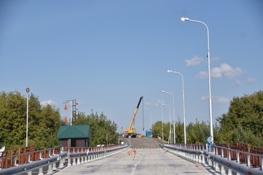 💡 На Бобреневском мосту устанавливают новые опоры..