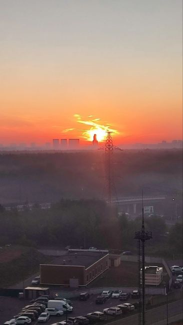 Город Торопец Тверской области ночью подвергся массированной..