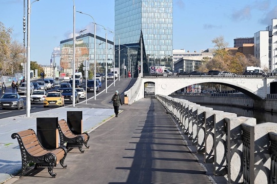 На набережных вдоль реки Яузы завершили работы по благоустройству

В порядок..