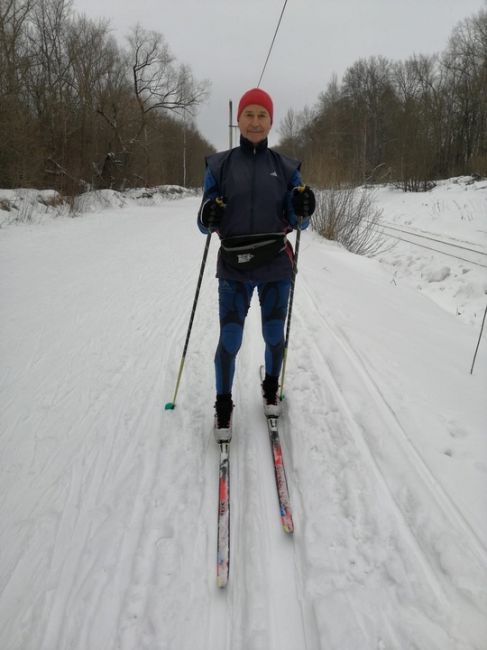 ⛷⛸ «Врачи запретили бегать, тогда я встал на коньки и лыжи»...