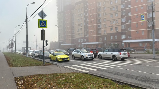 Утренний туман в районе Маяка 🌫️
Как говорится, хоть глаз..