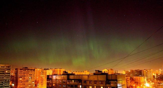 ✨Жители Москвы и области смогут увидеть северное сияние в ночь..