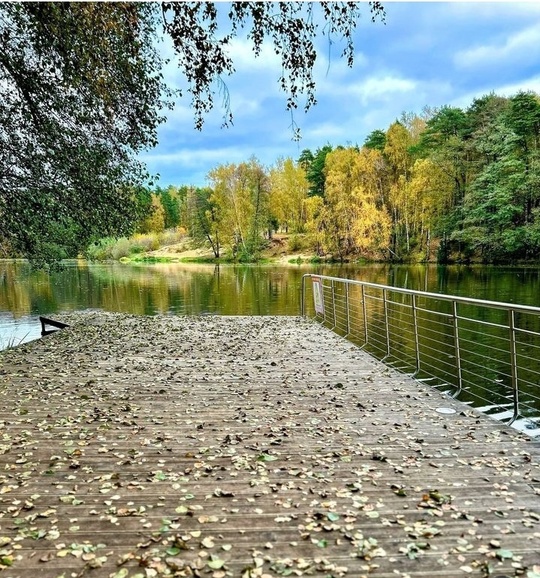 ОЧЕЙ ОЧАРОВАНЬЕ 🍁
Осенью грусть и красота всегда рядом.
Фото..