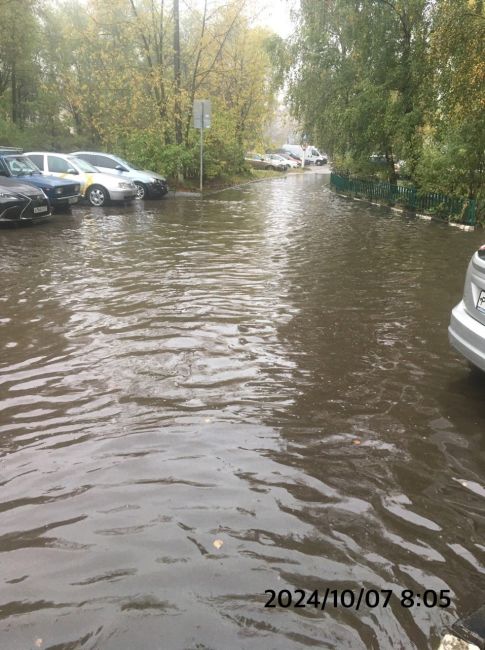 г. Красногорск, ул. Королёва дом 2, последствия циклона..