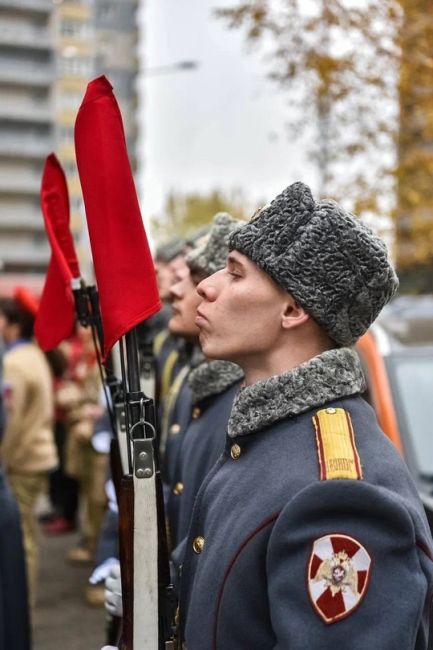 ЧТОБЫ ПОМНИЛИ 🙏
Валентин Ушаков родился в марийском селе..