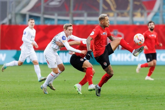 Тем временем, ФК Химки сегодня обыграли Локомотив ⚽️

На..