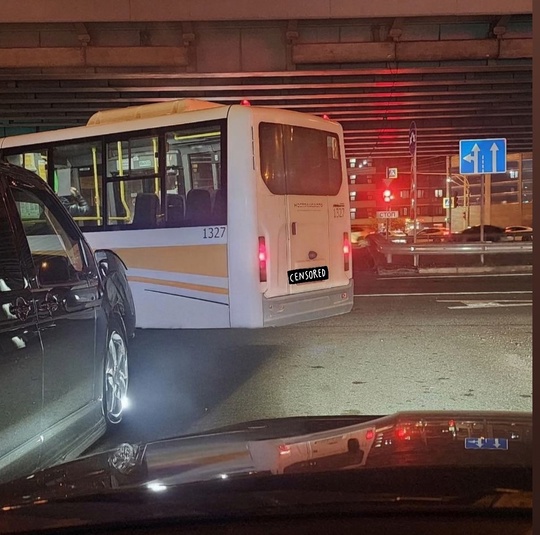 БЕСПРЕДЕЛ 😡 
Вчера ехала по улице Советская в сторону..